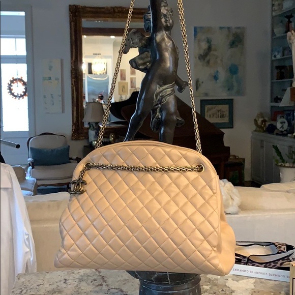 HOBO Handbags - FOR CANDY CRAZE  Chanel Just Mademoiselle Large